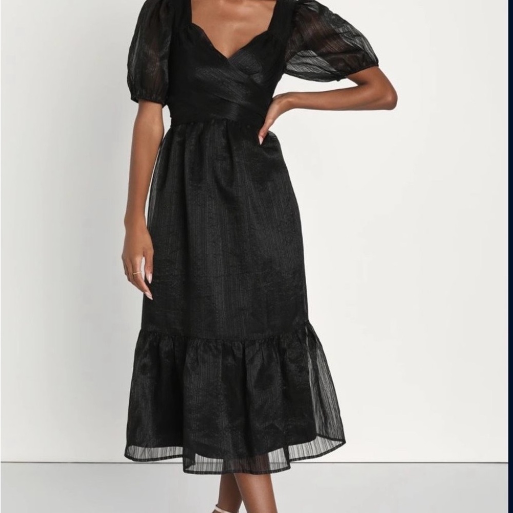Lulu's Black Puff Sleeve Midi Dress